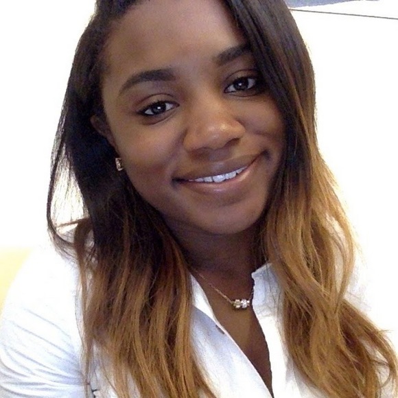 Meet your Posher, Tori - Picture 1 of 1