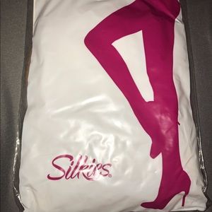 Silkies Ultra Shapely Perfection Pantyhose