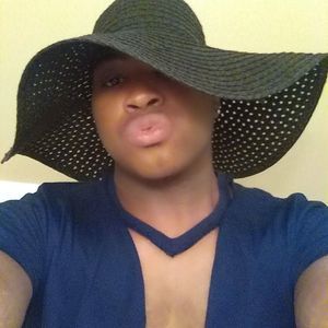 Meet your Posher, Aj