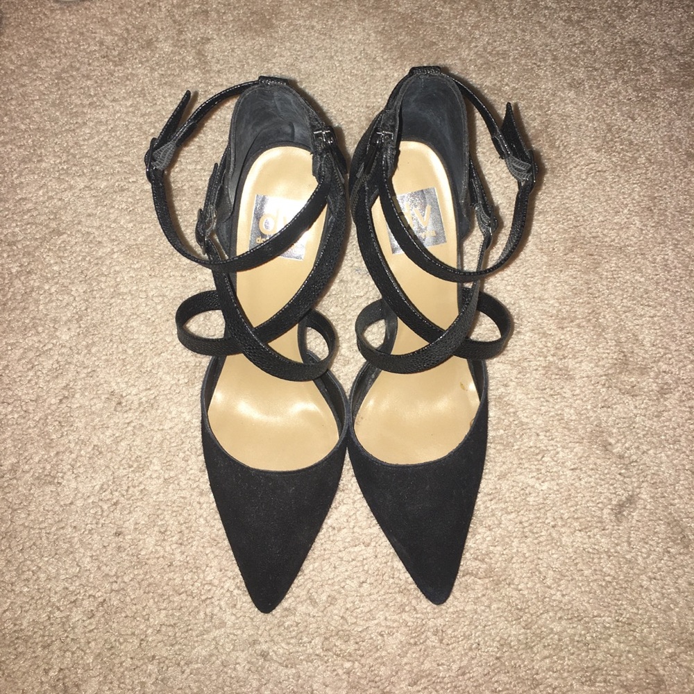 Dolce Vita pointy toed shoes