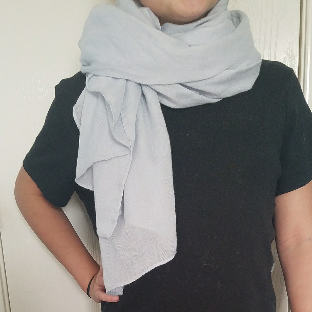 Baby blue scarve