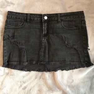 ✨Black denim mini skirt✨