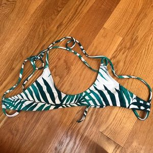 Ama bikinis palm print top