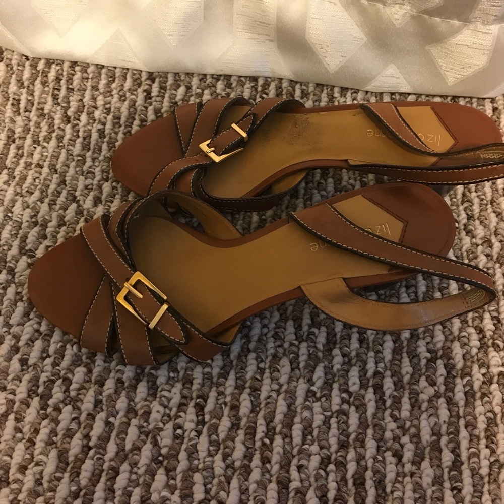 Fun summer heels from Liz Claiborne in a size 8