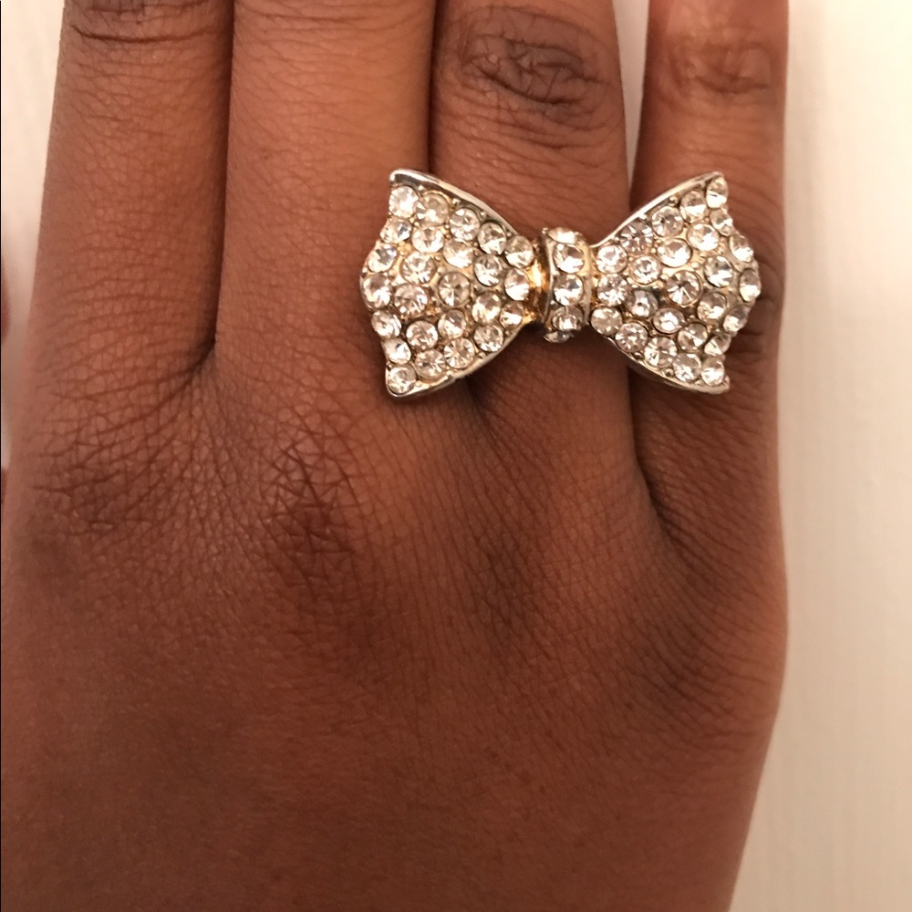 Bow tie Ring