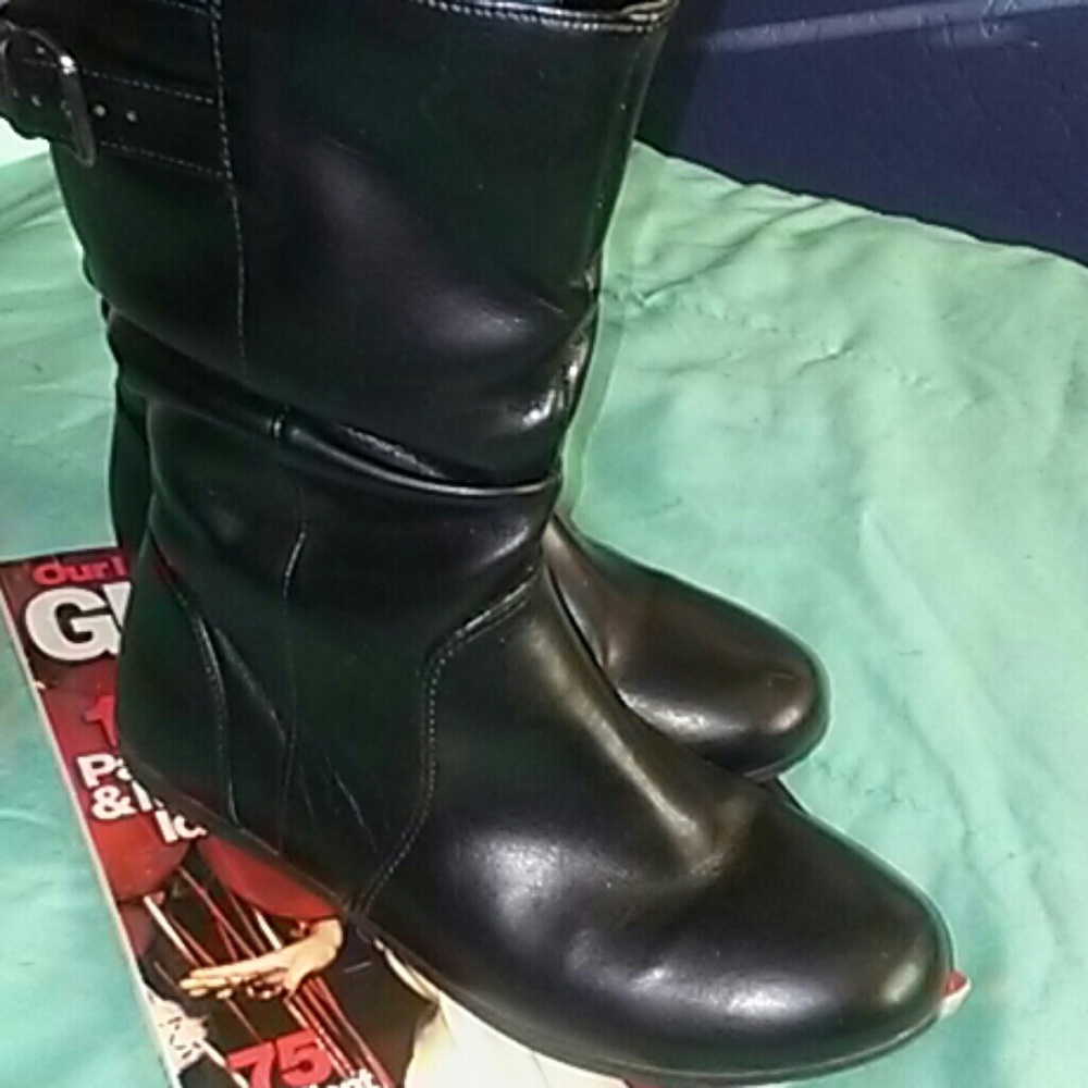 Black boots