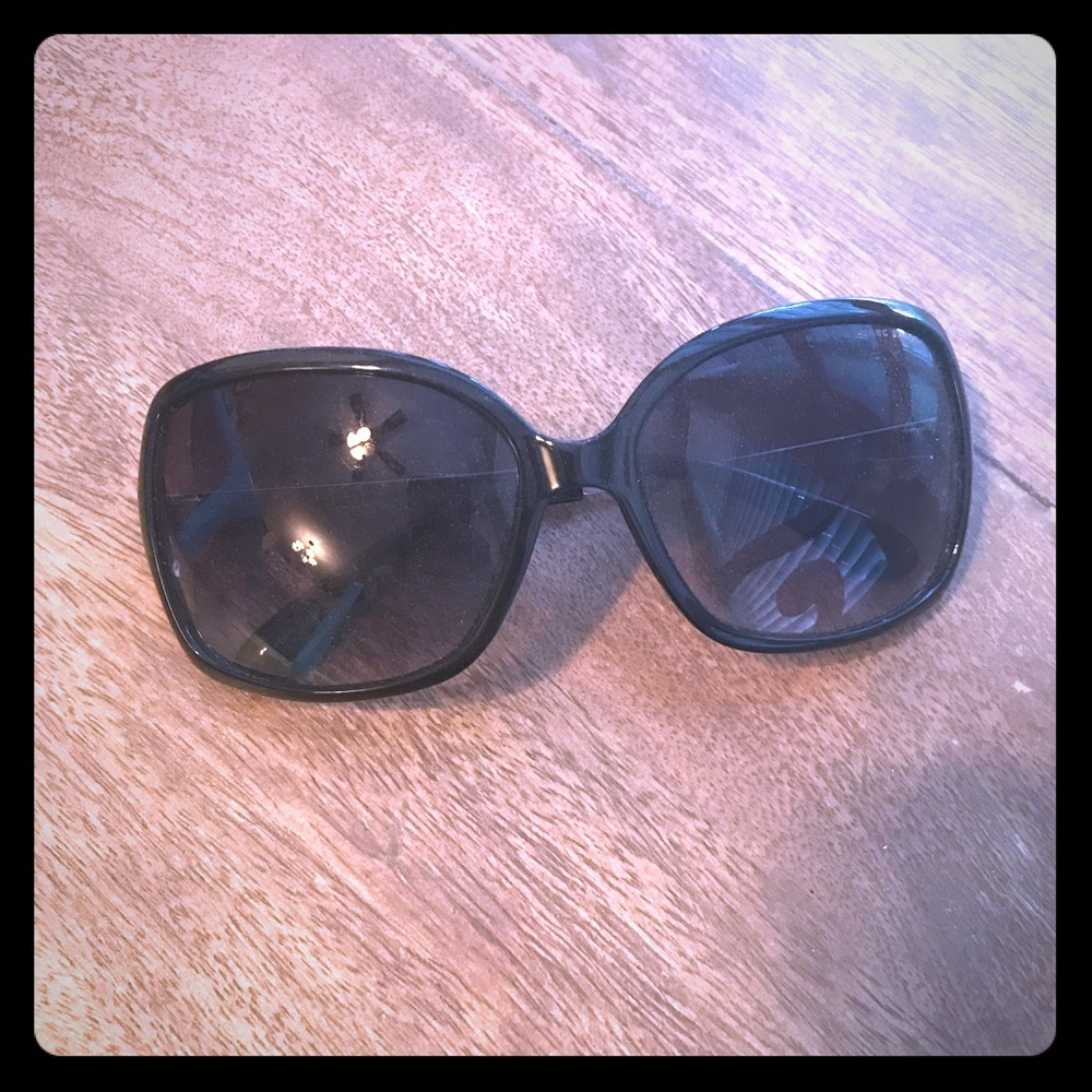 Marc by Marc Jacobs black sunglasses