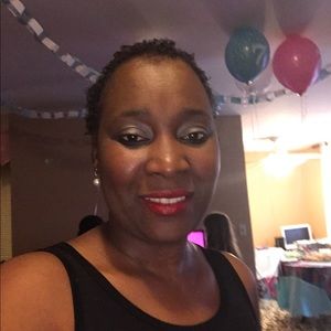 Meet your Posher, Adam