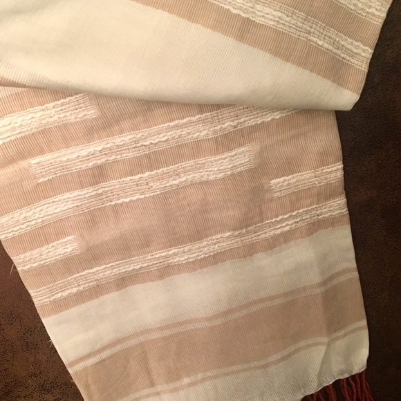 *SOLD* Michael Stars 100% Cotton Scarf - Picture 2 of 3