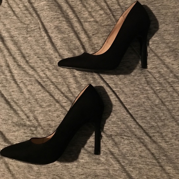 Call it spring black pumps - Picture 3 of 3