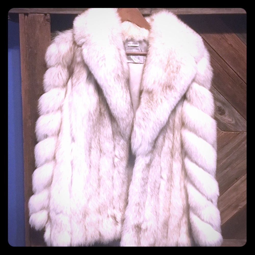 Saga Fox Real fur coat