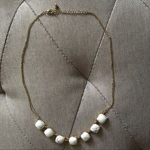 Marbled statement necklace