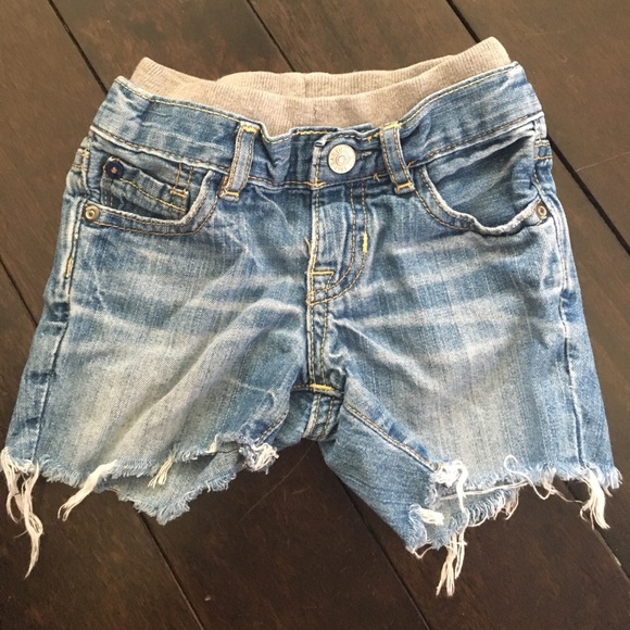 Bundle of Baby Gap Shorts - Picture 2 of 7