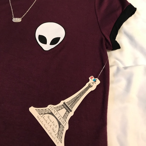 Fun and Hip Top!!! - Picture 6 of 6