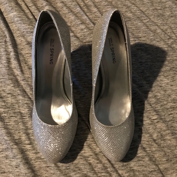 Call it spring silver glitter pumps - Picture 2 of 3