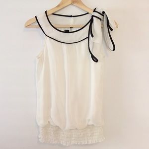 Iz Byer California white sleeveless top