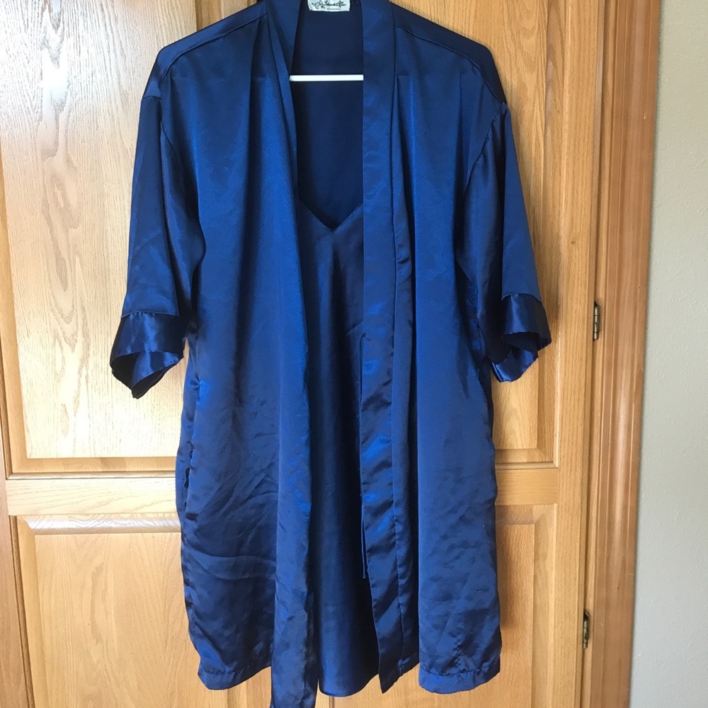 Silk nightgown with cover