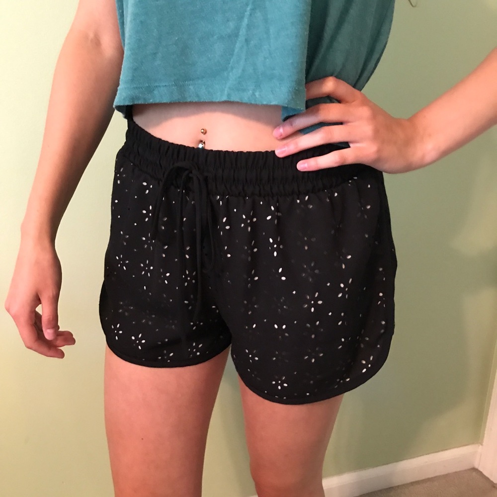 Forever 21 Black Cutout Athletic Shorts Size S