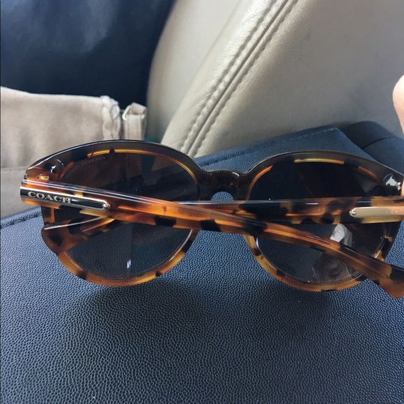 Black/tortoise coach sunglasses - Picture 2 of 6