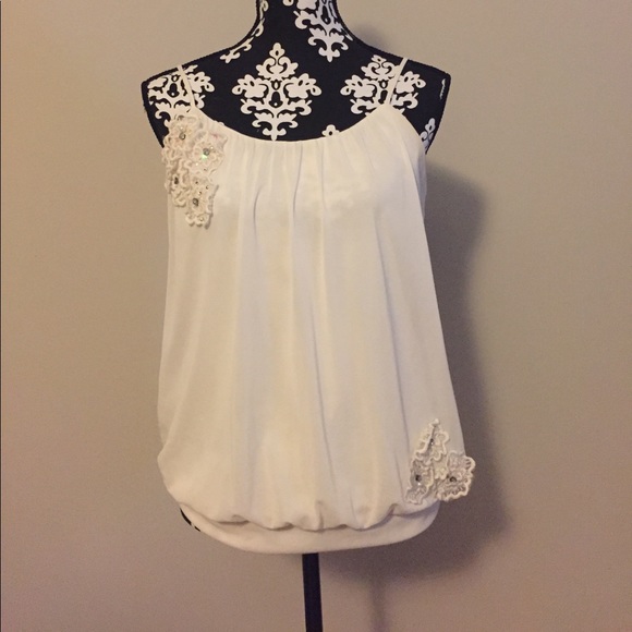 ☀️ Express Top 🌟 Size M - Picture 1 of 4