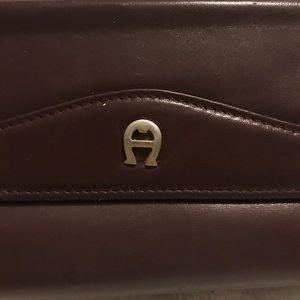 Vintage Etienne Aigner Wallet