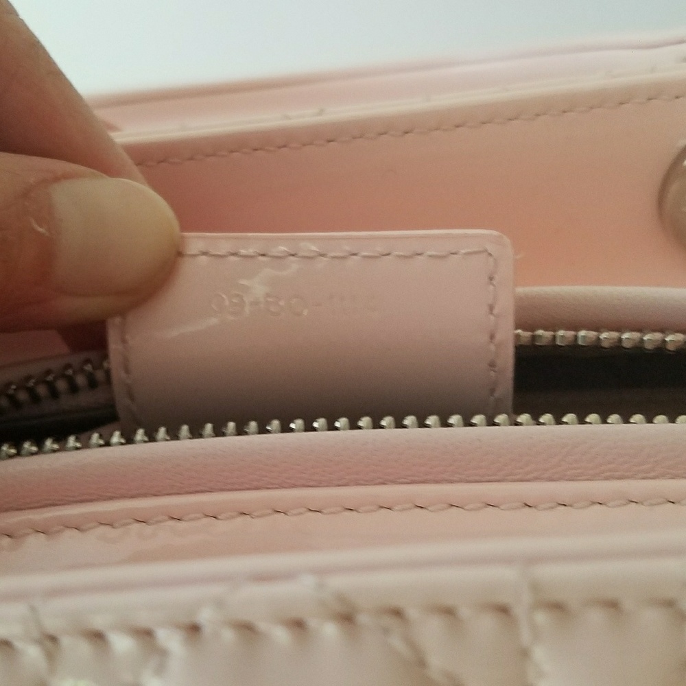 $4100 New Lady Dior Patent Leather Medium Bag New - Picture 4 of 7