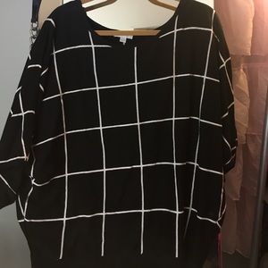 Black & white square pattern sweater