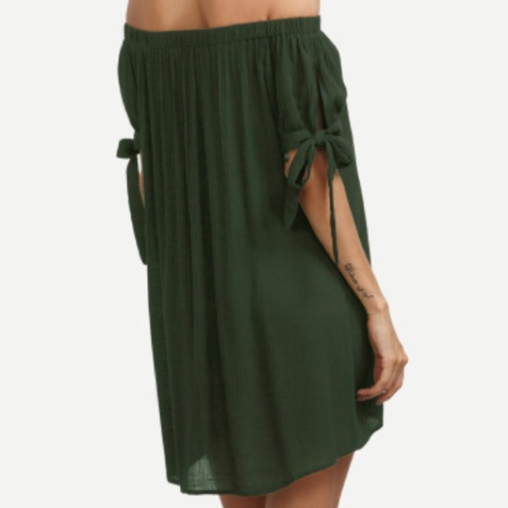 FINAL SALE off the shoulder dress deep green FIRM - Picture 2 of 4
