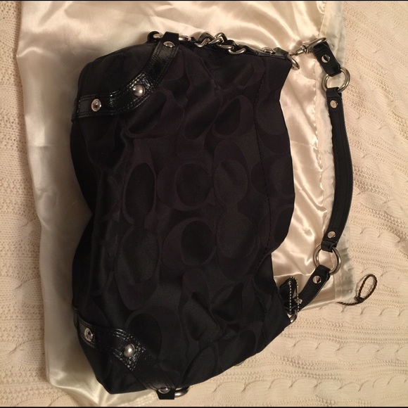 EUC coach shoulder purse - Picture 2 of 4