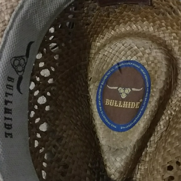Bullhide cowgirl hat - Picture 2 of 3