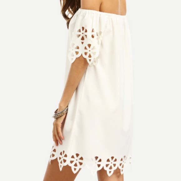 LAST 1 - LARGE white off the shoulder dress - Picture 4 of 8