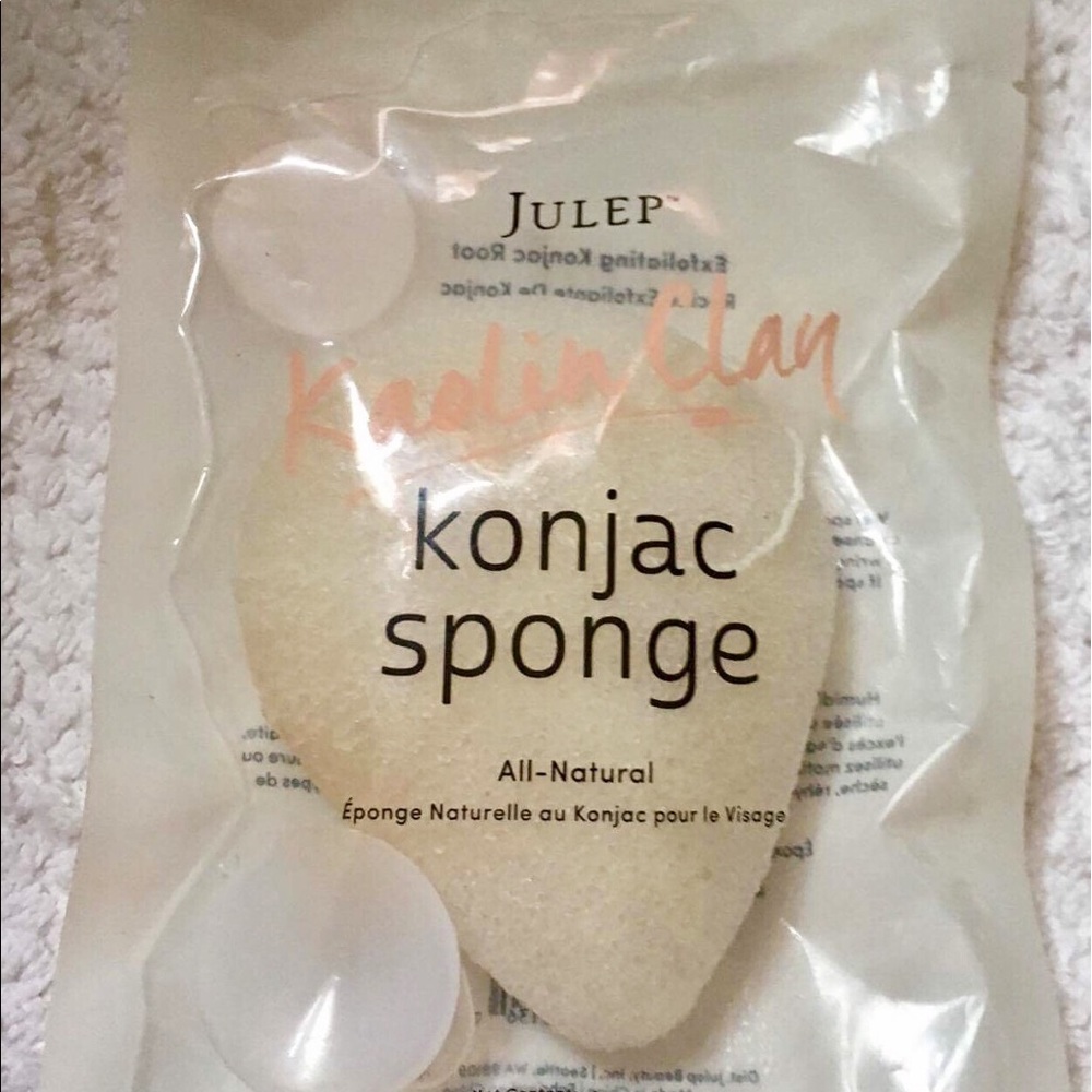 Julep konjac sponge