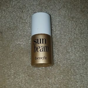 Authentic Sun beam benefit highlighter