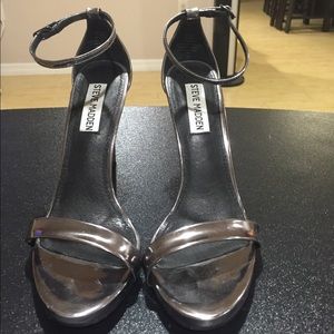 Steve Madden Ankle Pumps **Gunmetal**