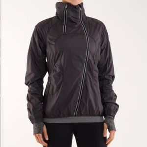 Lululemon Run Inspire Jacket Black sz 6
