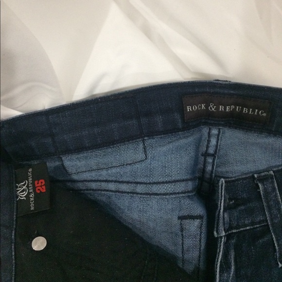 Rock & Republic Boot Cut High Waisted Denim Jeans - Picture 3 of 3