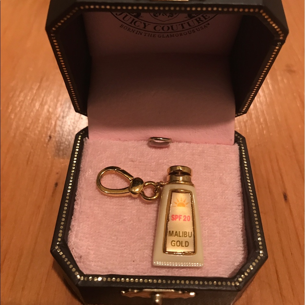 Juicy Couture White Summer Sunscreen Charm