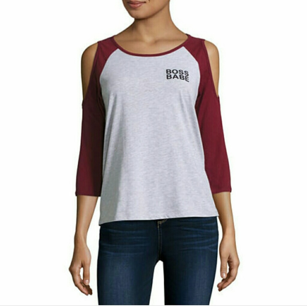 Boss Babe Cold Shoulder Reglan top
