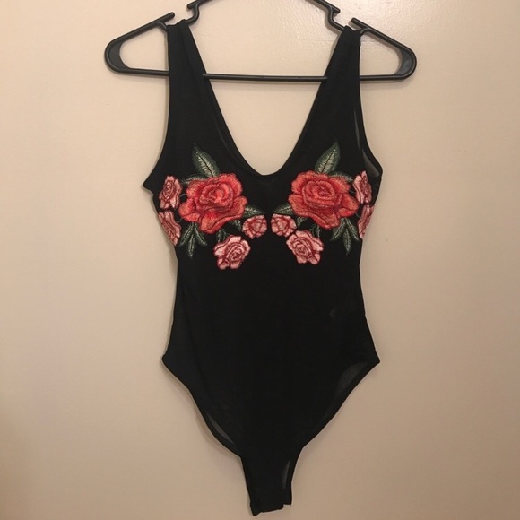 Rose Print Mesh Bodysuit - Picture 4 of 4