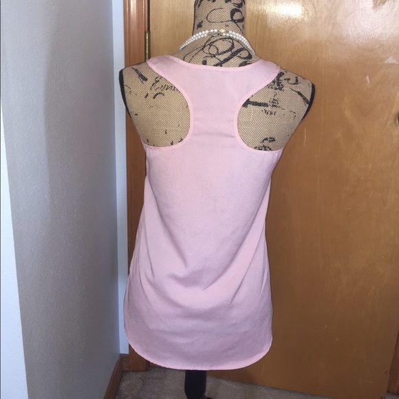 Light pink tank top - Picture 3 of 3