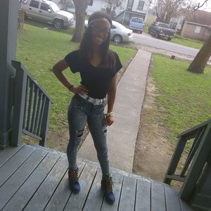 Meet your Posher, Marie