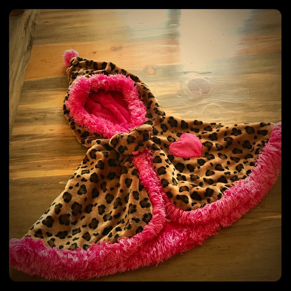 girl's reversible faux leopard  pink poncho/cape