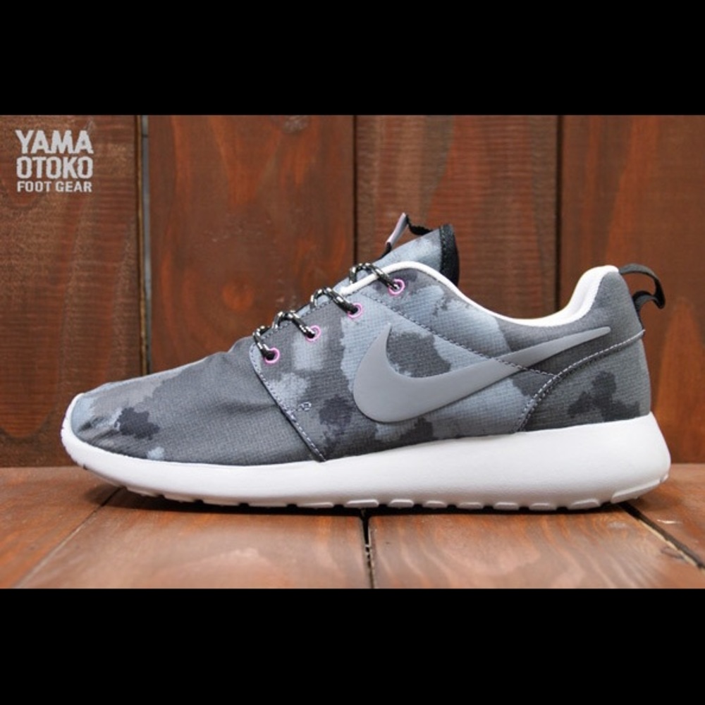 Nike Roshes