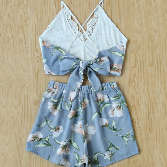 FESTIVAL-2 pc lace and blue floral romper - Picture 2 of 6