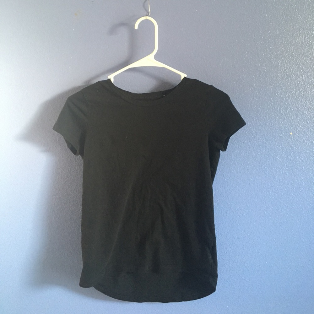 black t-shirt