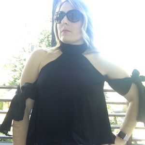 Black Linen Cold Shoulder Top