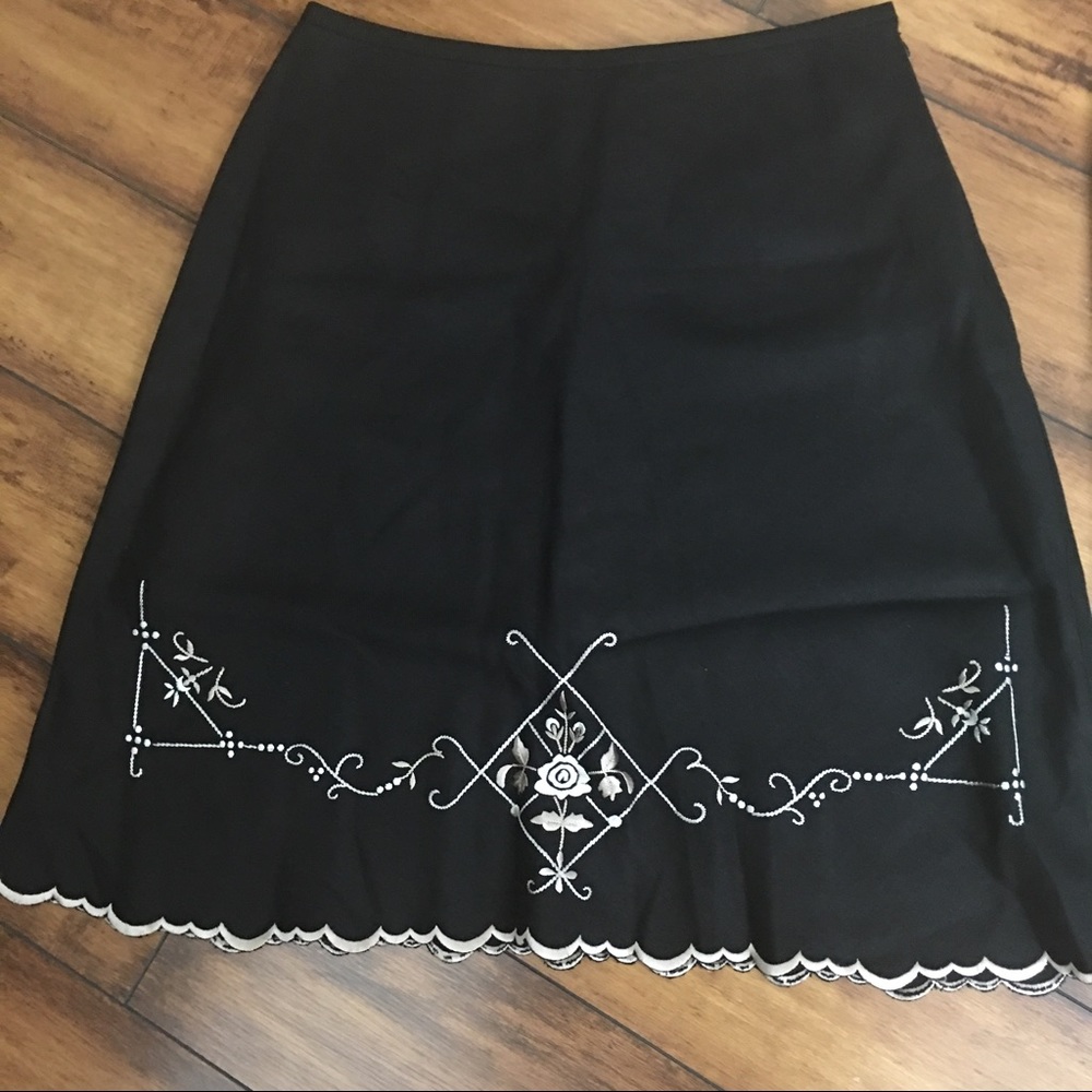 Ann Taylor Loft Embroidered Skirt
