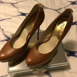 Michael Kors Hamilton Tan Heels Shoe