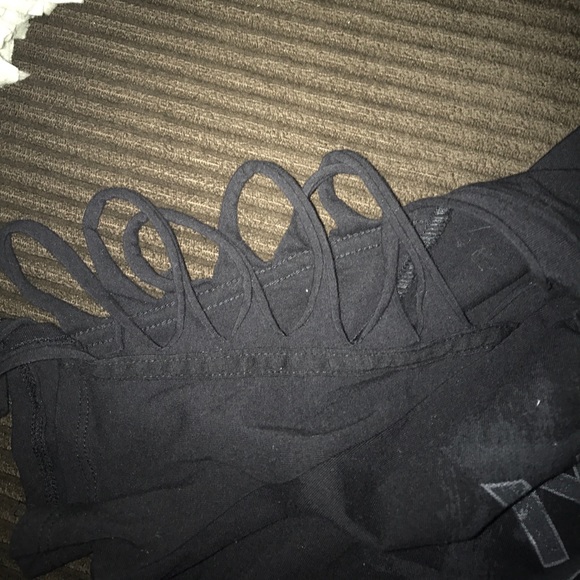 H-D BURNOUT TEE WITH SLEVES CUT OUT INTO SLITS ❤️ - Picture 3 of 4