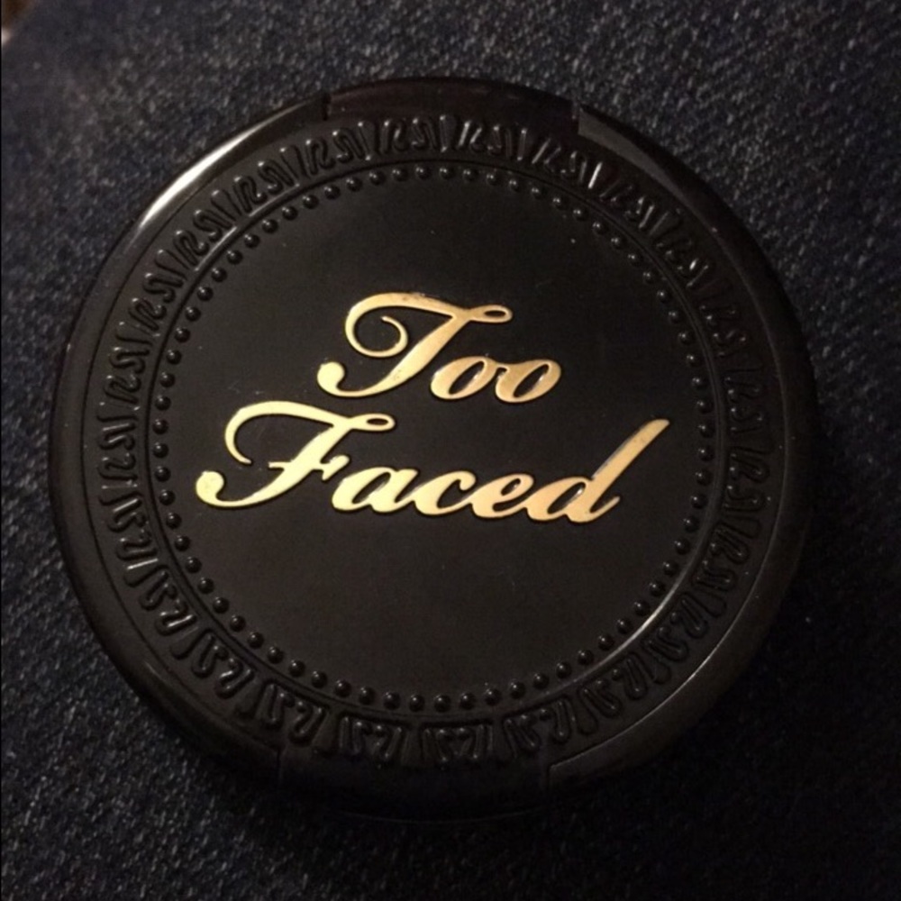 Too faced chocolate soleil bronzer